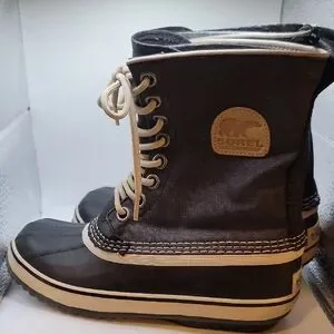 Sorel | Shoes | Sorel Black And Tan Rain Snow Boots With  display picture 1